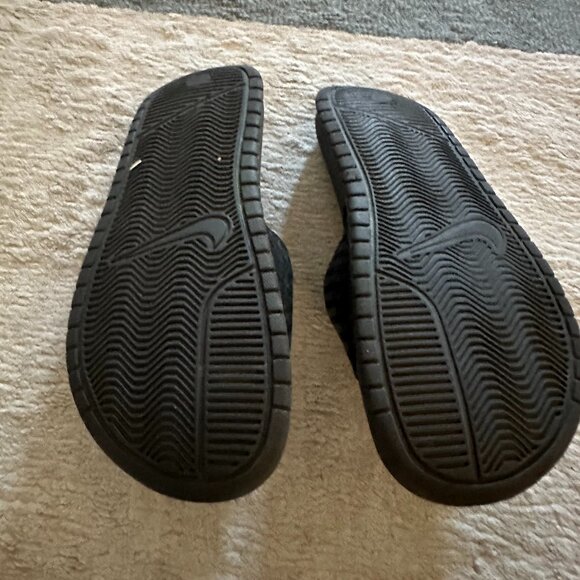 Womens Nike Benassi JDI Swoosh Slides Slip-on Sandals - Picture 3 of 5